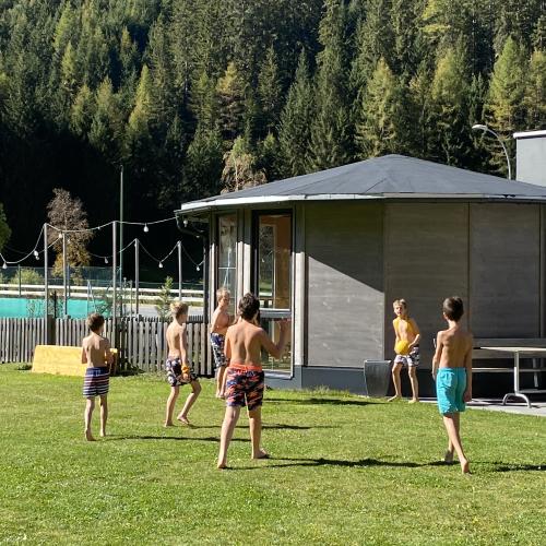 Fußball spielen