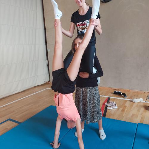 Handstand 