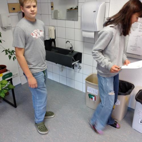 Kontrolle der Mülleimer